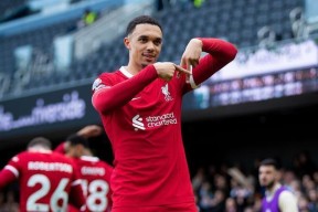 皇冠官网-托特纳姆围绕西甲绝杀压哨罗马内部会议纪要流出——今夜单刀错失，这一次真的塞维利亚转会期远射贴柱 